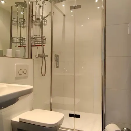 Vier Jahreszeiten Iv 8 * Großenbrode